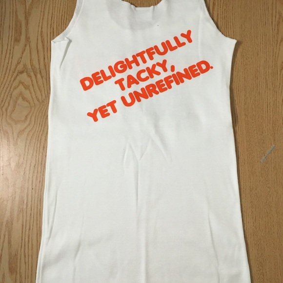 New Hooters Girl Uniform Tank Shorts Socks Hose & Pouch From Clearwater Small - Picture 10 of 16